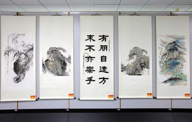 成都附二中医医院:外阴白斑患者选择专业的医院有什么好处?